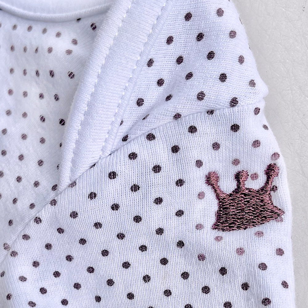 10/$20💥Kushies Unisex Soft Onesie Bodysuit, White & Brown Polka Dots, Crown